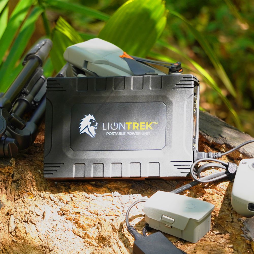 Lion Trek Handheld A/C Power Bank